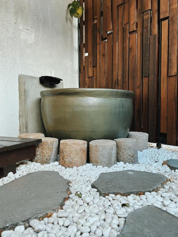Apartamento Isshoni House Tainan Exterior foto