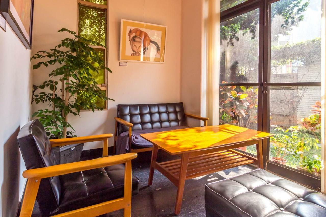 Apartamento Isshoni House Tainan Exterior foto